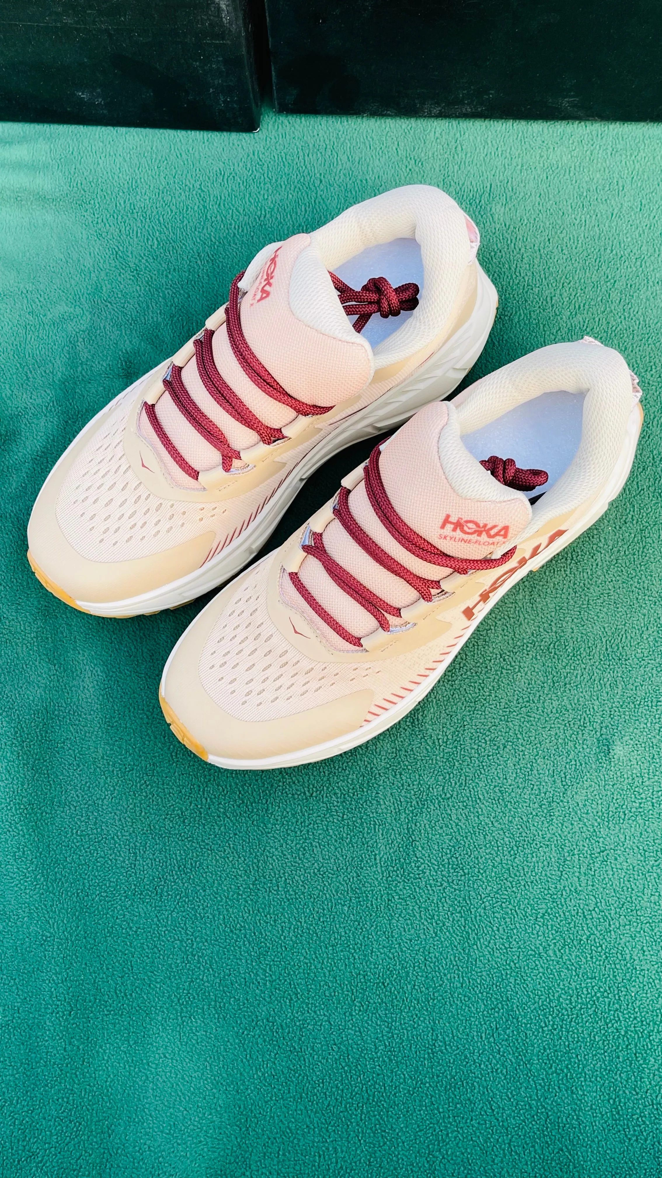 HK Runner trainer