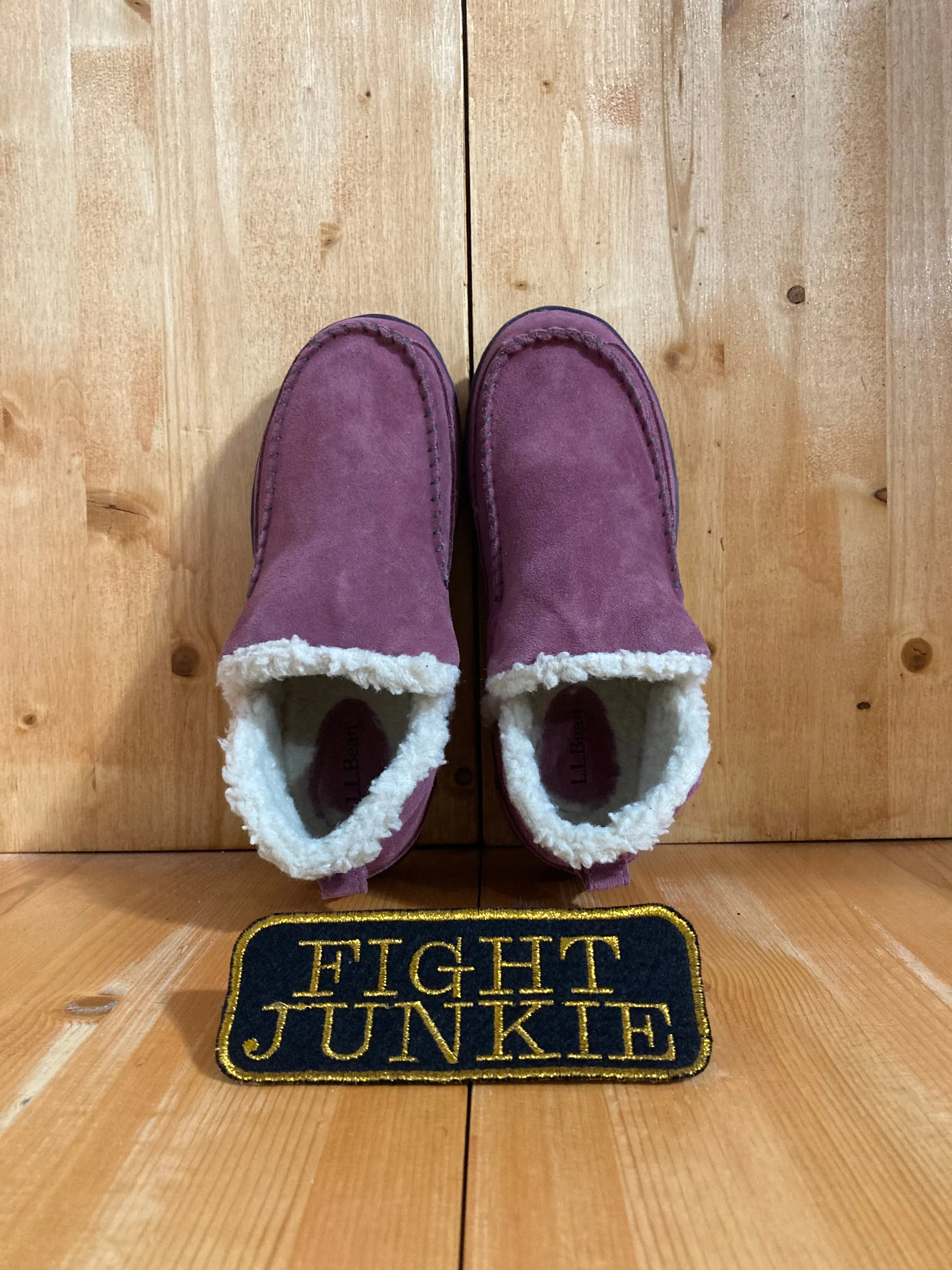 L.L. BEAN LL Bean MOUNTAIN Women Size 7M Suede Sherpa Lined Slip On Slippers Boots Purple
