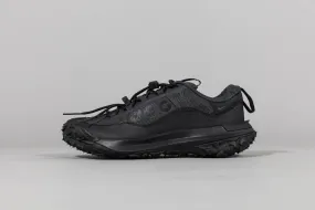 Nike ACG Mountain Fly 2 Low GORE-TEX 'Black and Dark Smoke Grey'