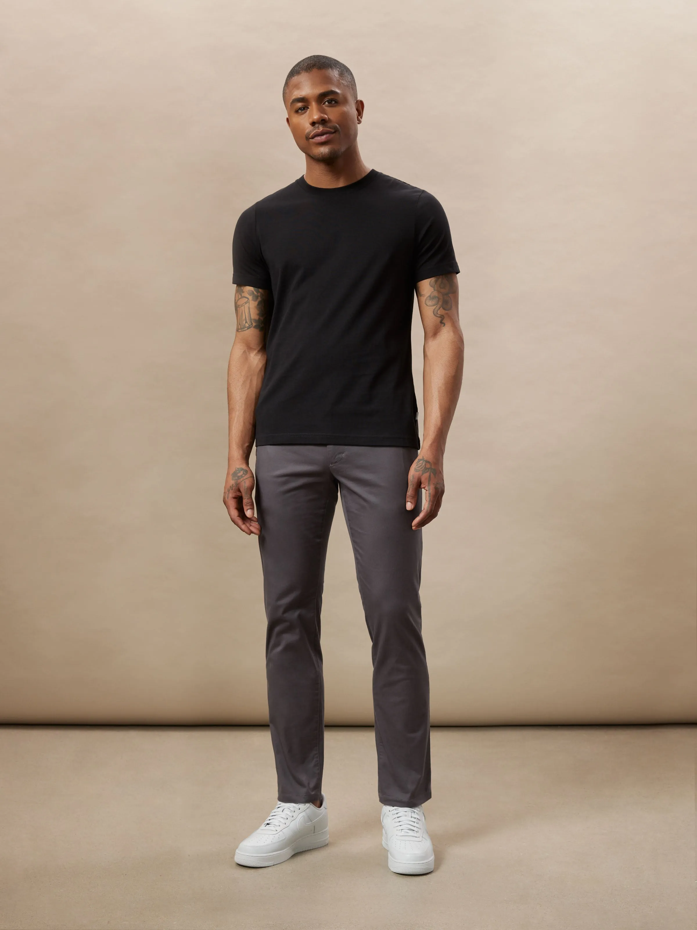The Brunswick Slim Fit Chino Pant in Iron Grey